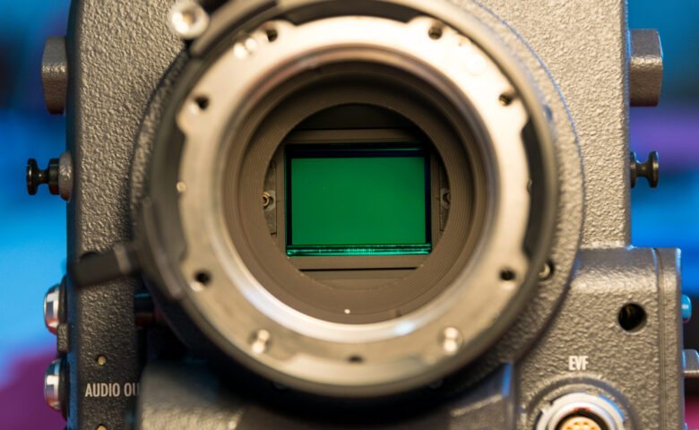 ゲート絶縁膜とは?役割や種類、材料、成膜方法をわかりやすく解説